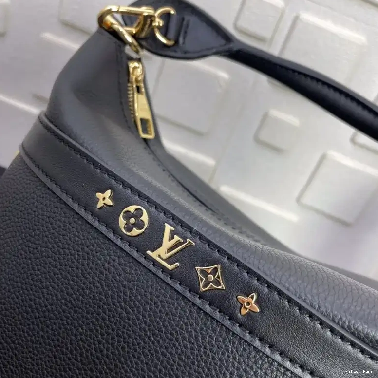 Fashion Reps LV 2107YA0097 Bags 0523